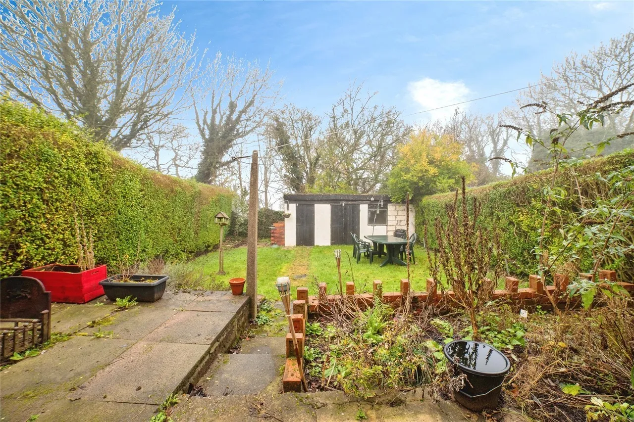 The Crescent, Sutton-in-Ashfield, NG17, photo 7