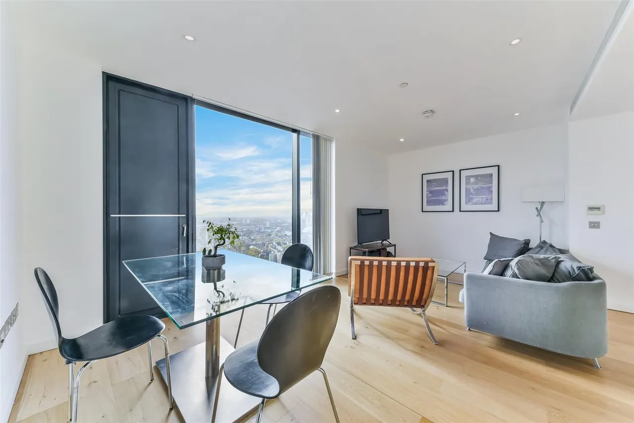 The Strata, London, SE1 6EL, photo 3