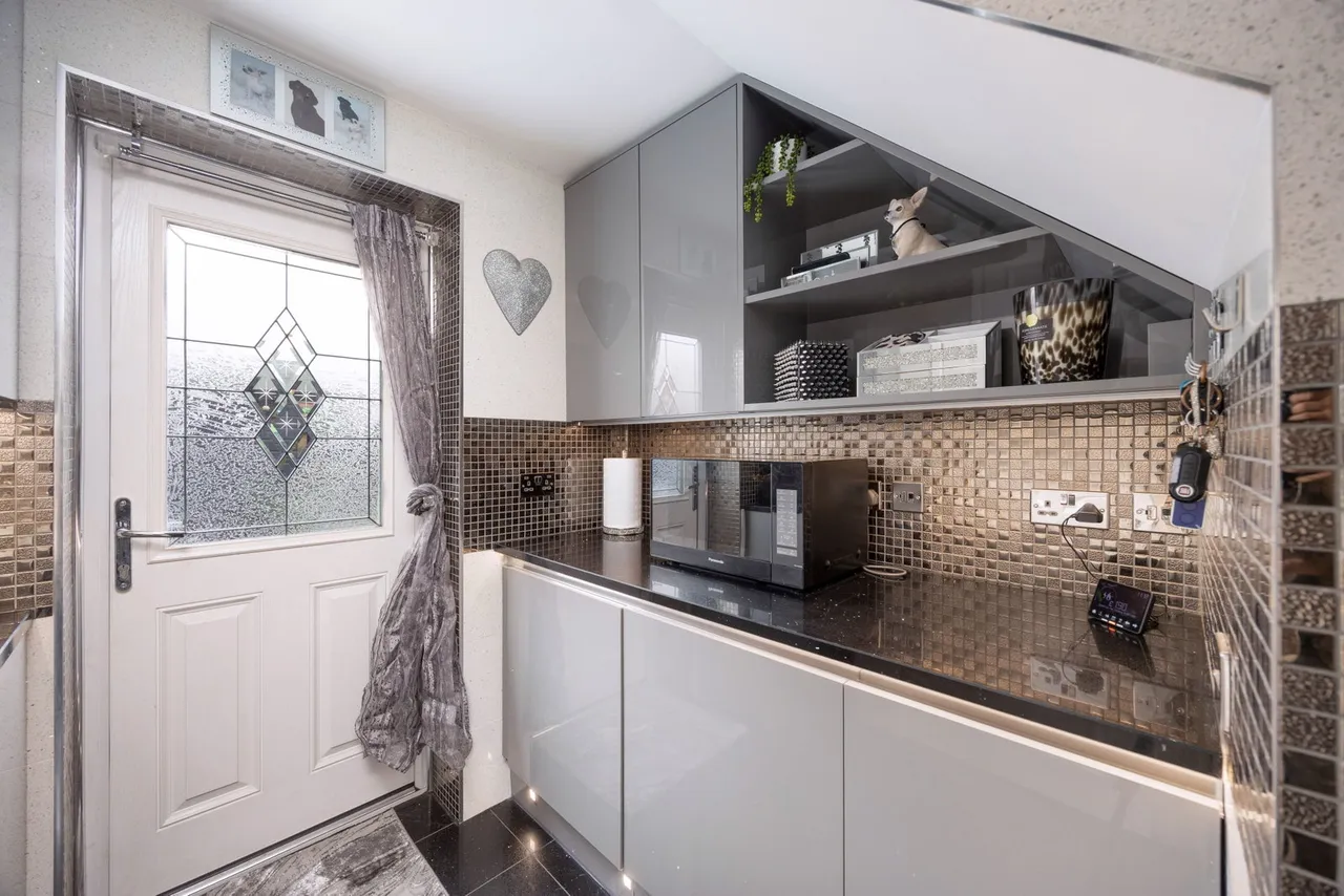 Burnet Close, Melksham, photo 10