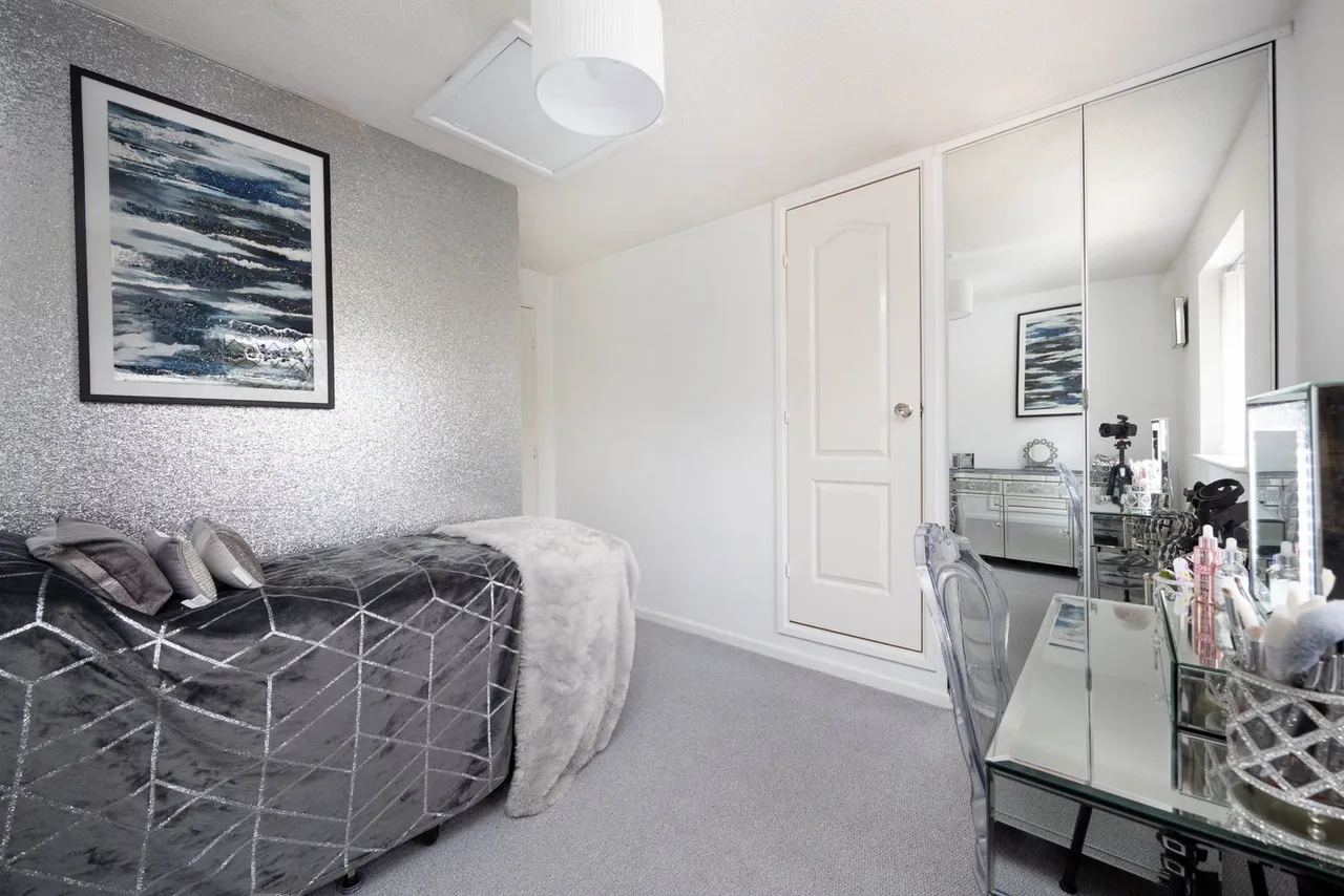 Burnet Close, Melksham, photo 15