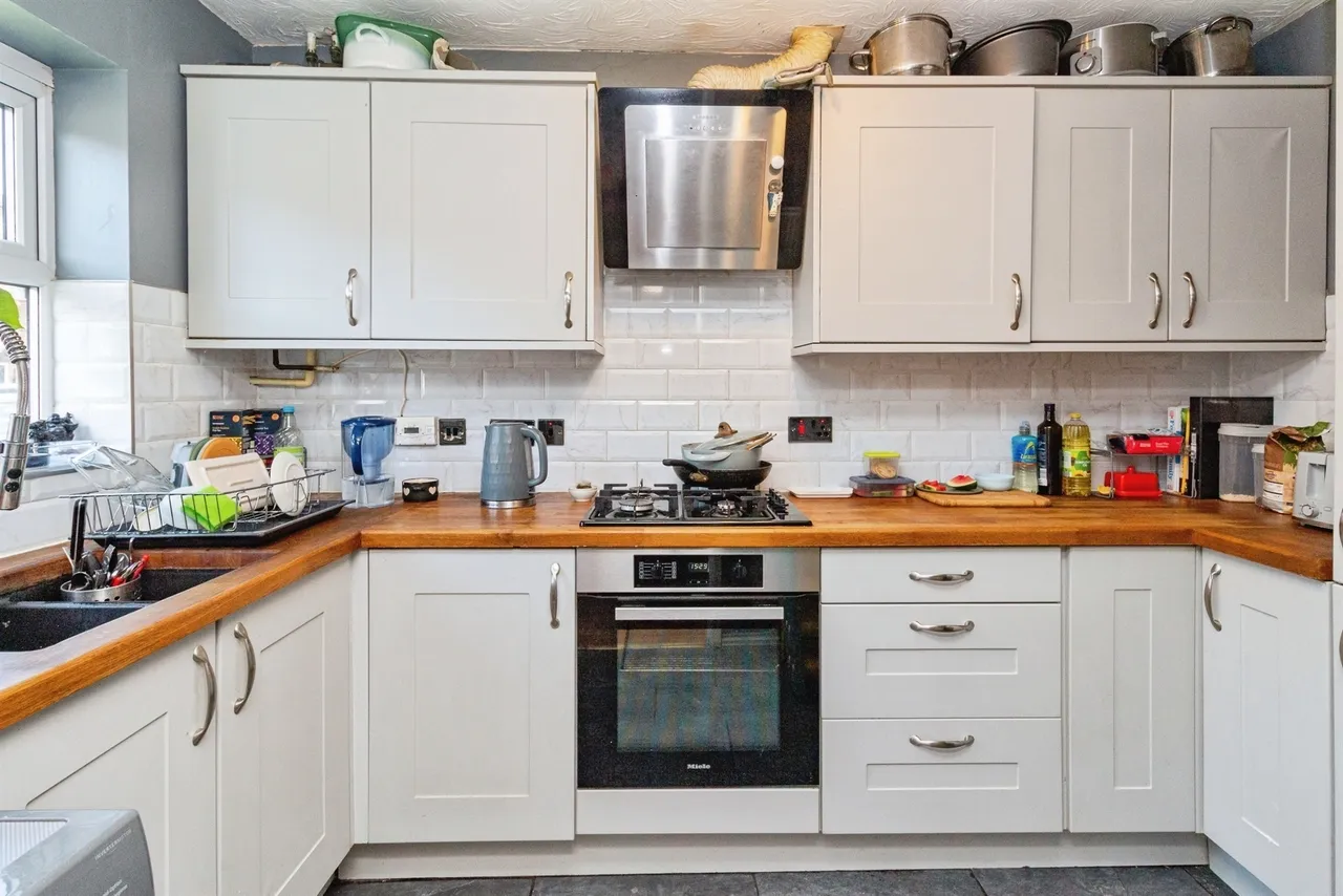 Virginia Avenue, Stafford, ST17, photo 2