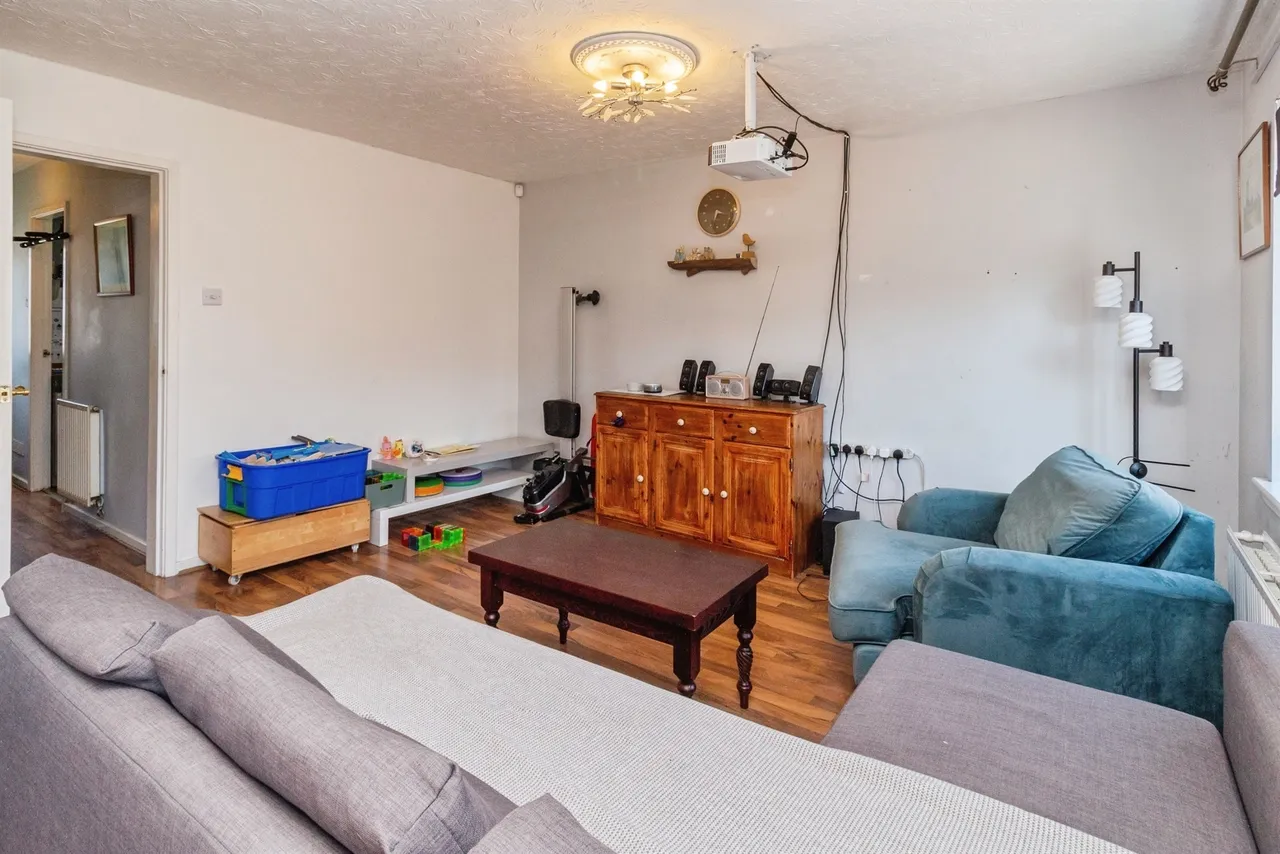 Virginia Avenue, Stafford, ST17, photo 7