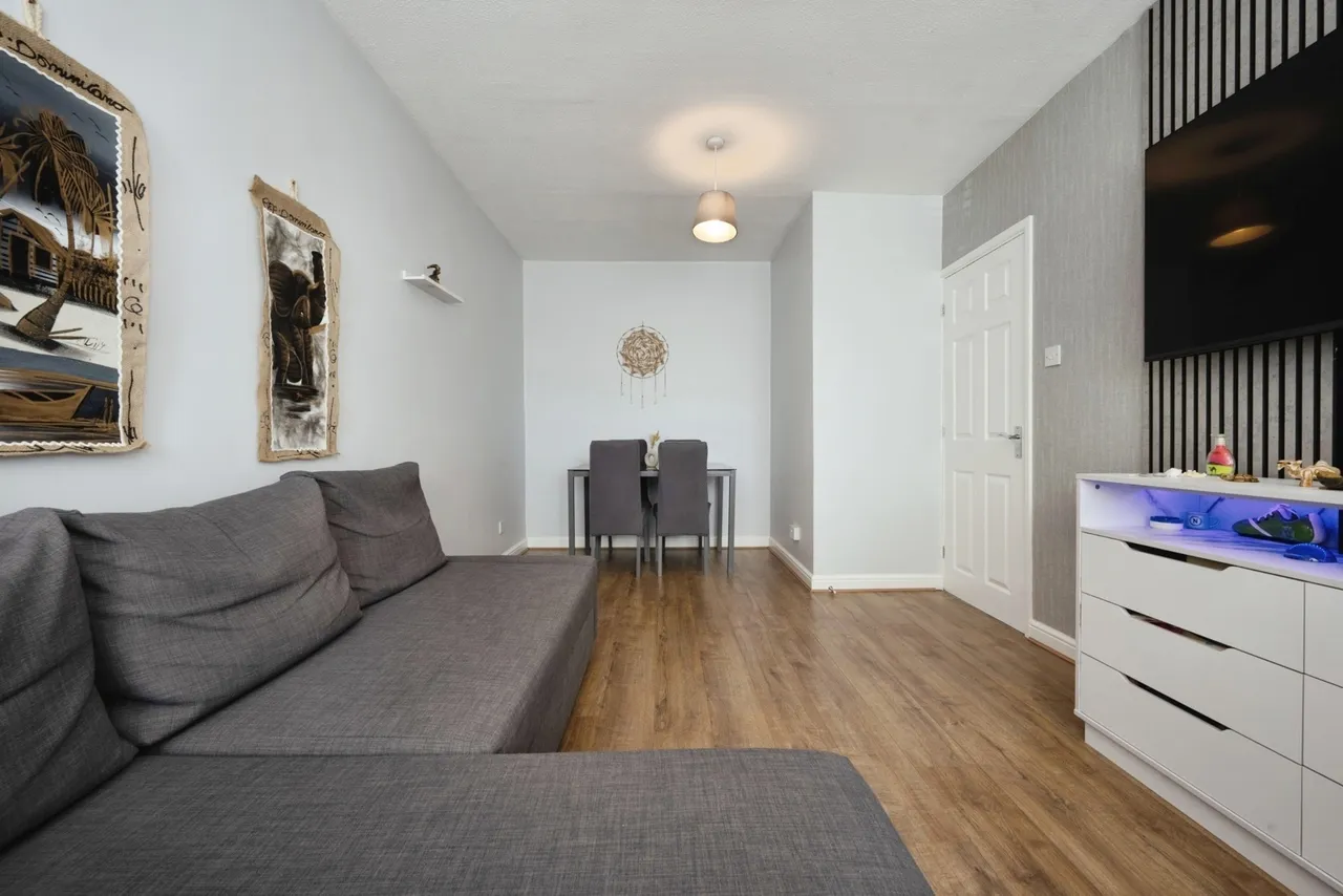 Shaldon Court, Bedford, Bedfordshire, MK40, photo 8
