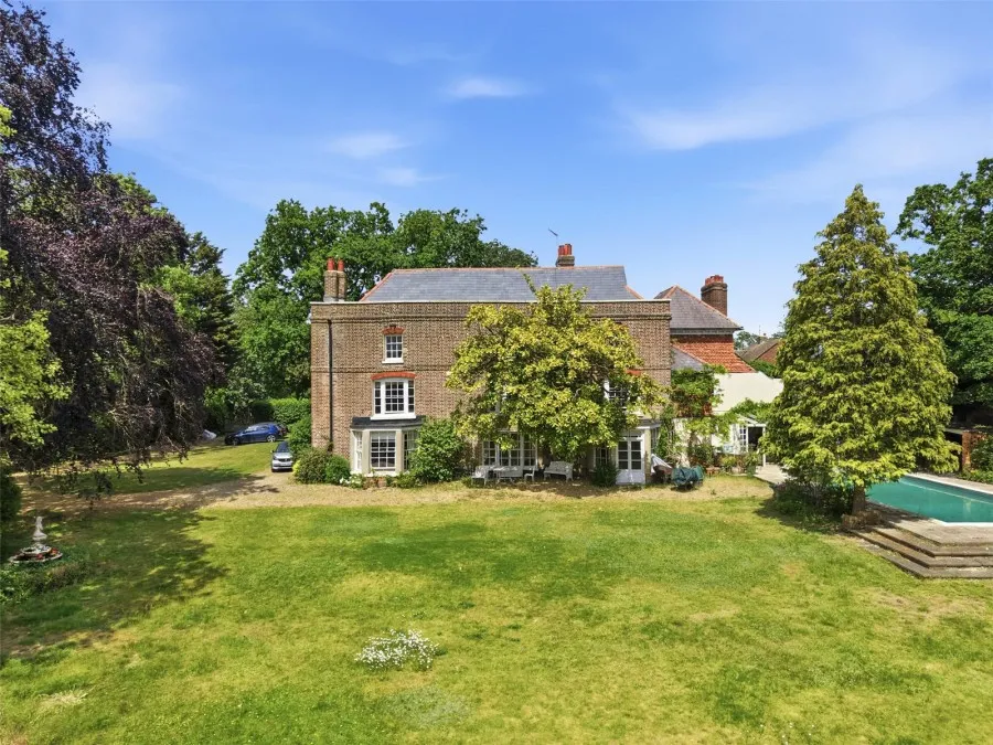 with 8 bedrooms in Bishop's Stortford, CM23, photo 27