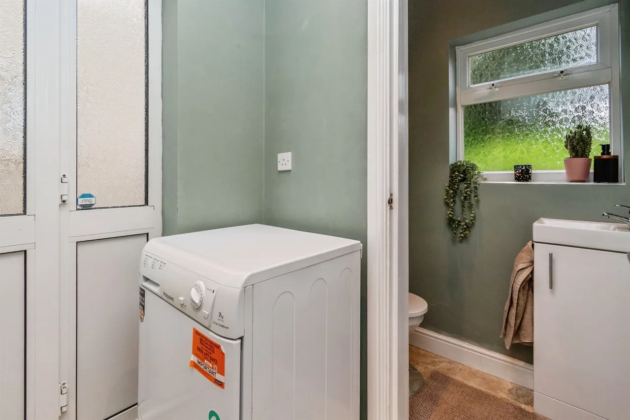 Stafford Road, Cannock, WS11, photo 9