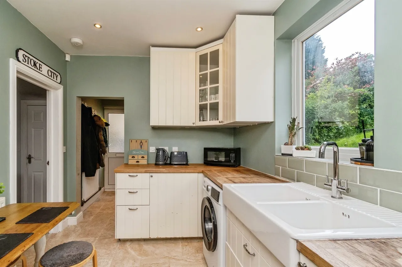 Stafford Road, Cannock, WS11, photo 2