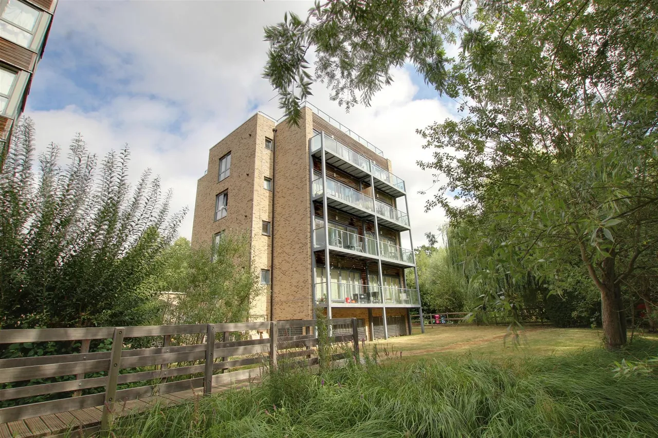 Pepys Court, Cambridge, CB4, photo 13