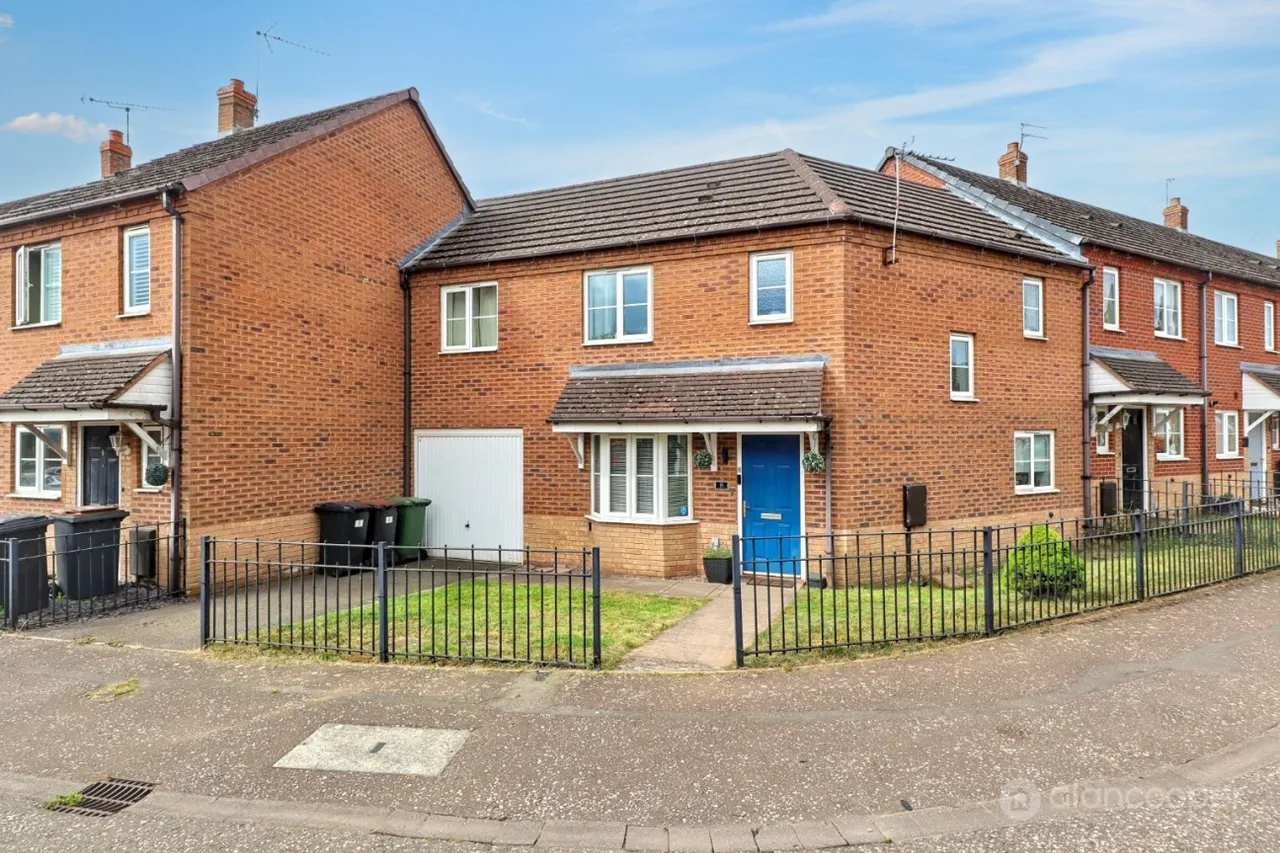 3 bed house for sale, Whitebeam Way, Nuneaton, CV10