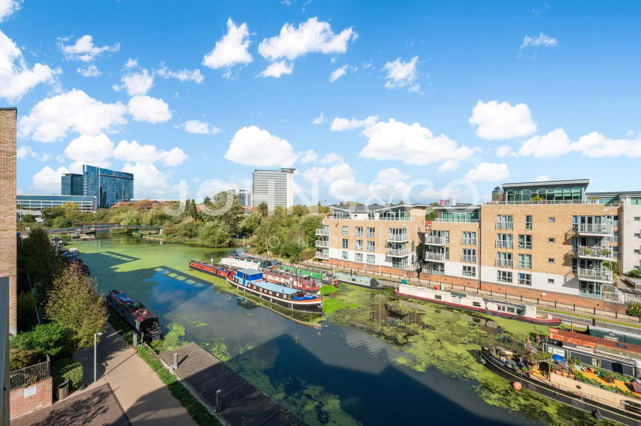 Brentford Lock West, Brentford, TW8, photo 12
