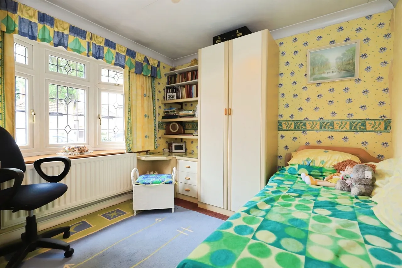 Elm Avenue, Bilston, WV14, photo 15