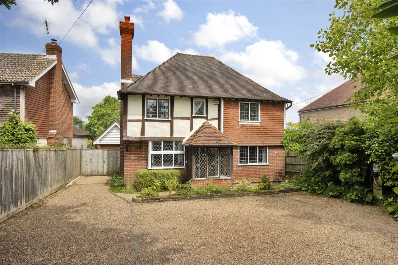 4 bed house for sale — Cranbrook Road, Goudhurst, Cranbrook, Kent, TN17 1DR