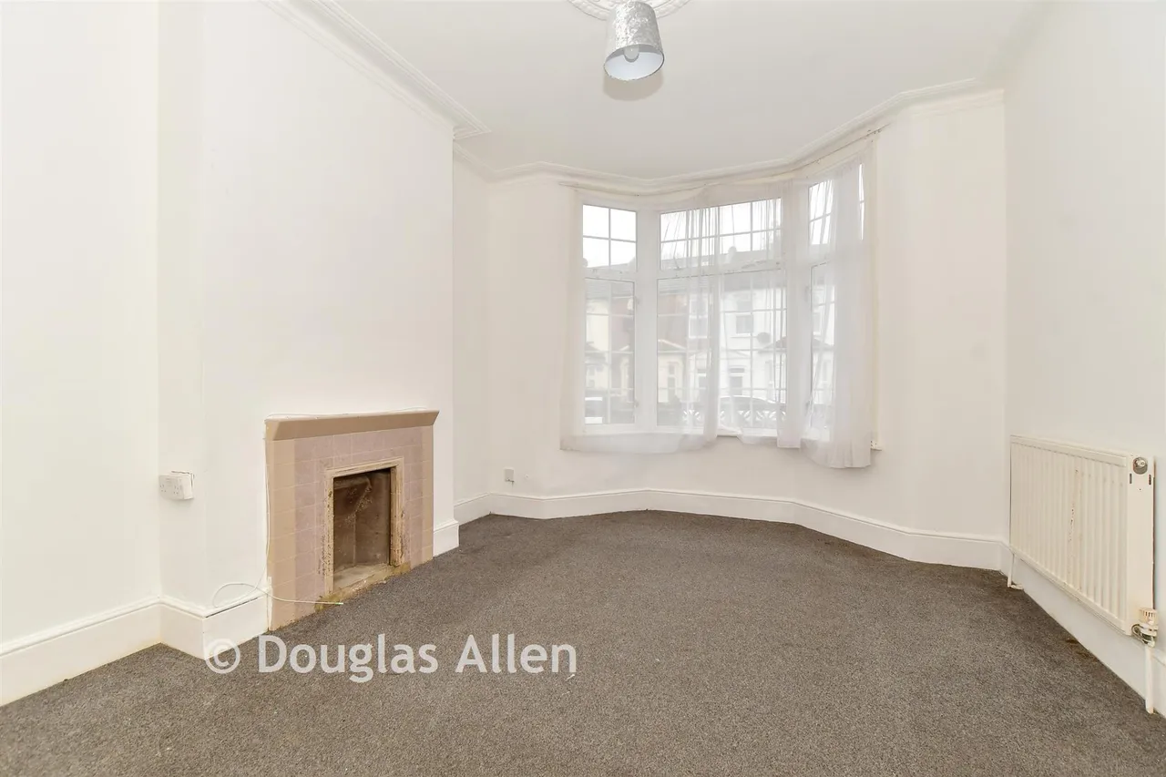 Halley Road, London, E12, photo 11