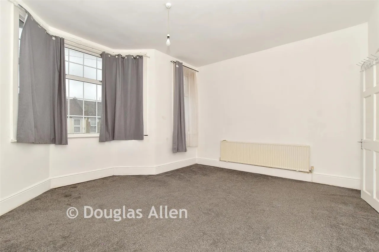 Halley Road, London, E12, photo 8