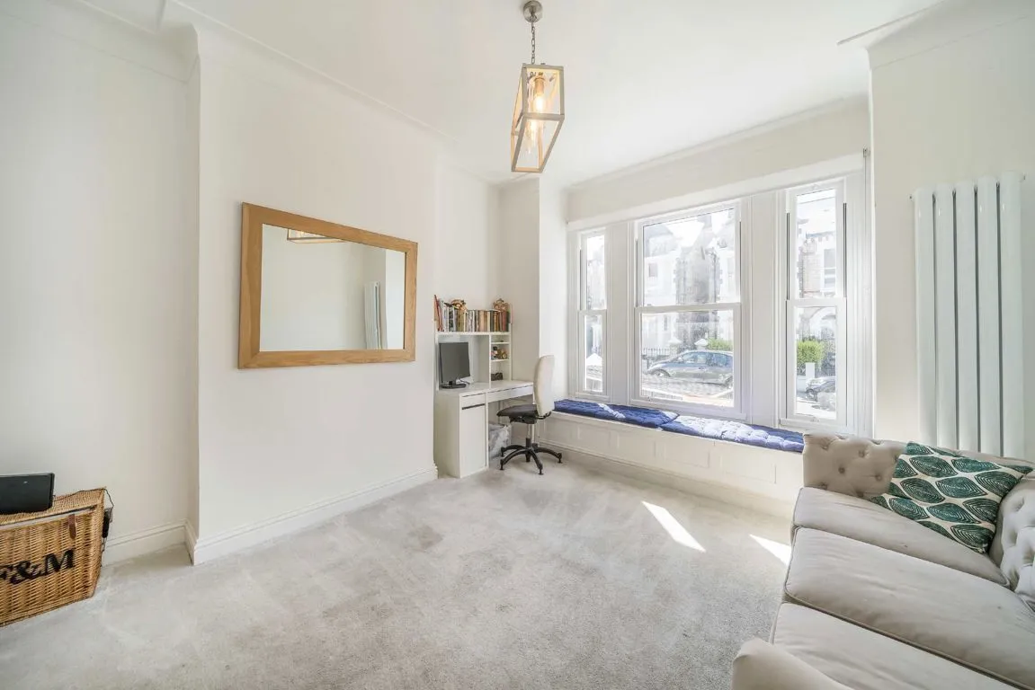 Kingscourt Road, SW16, photo 5