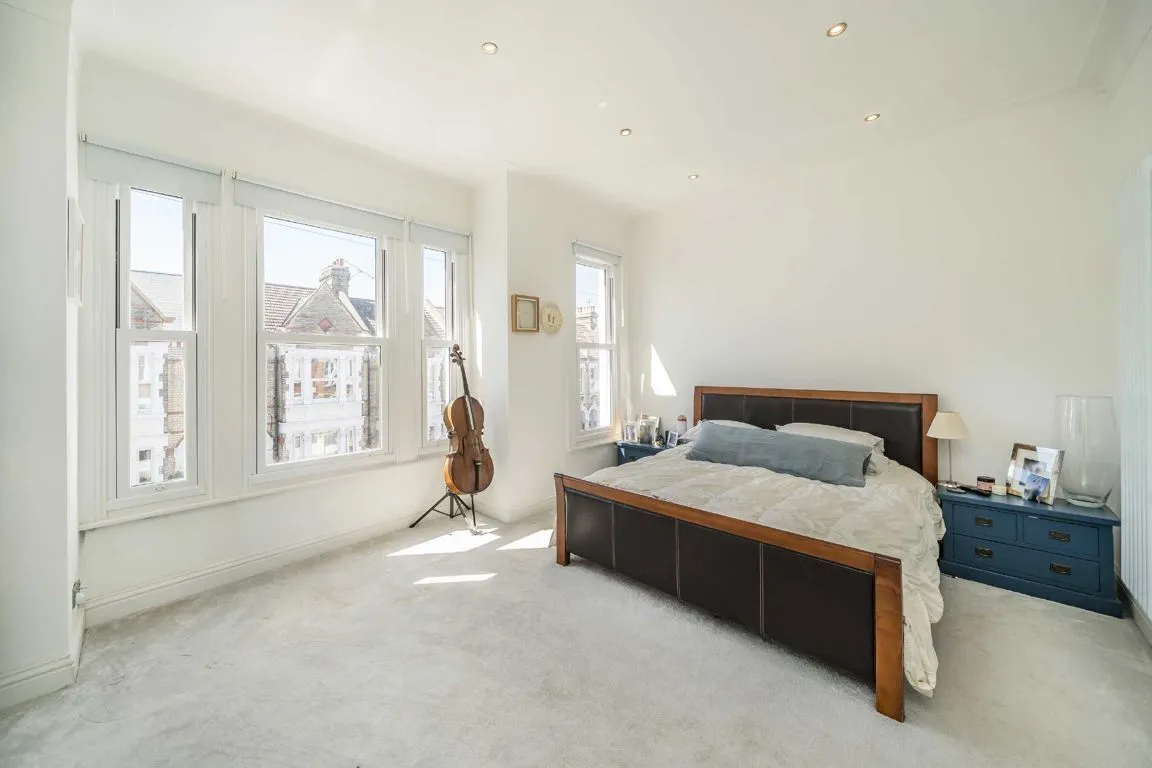 Kingscourt Road, SW16, photo 7
