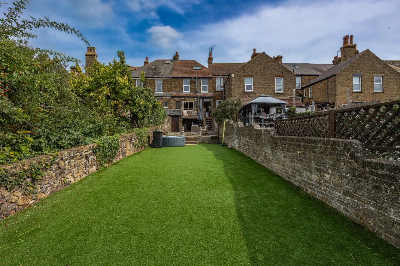 Upper Dane Road, Margate, CT9, photo 12
