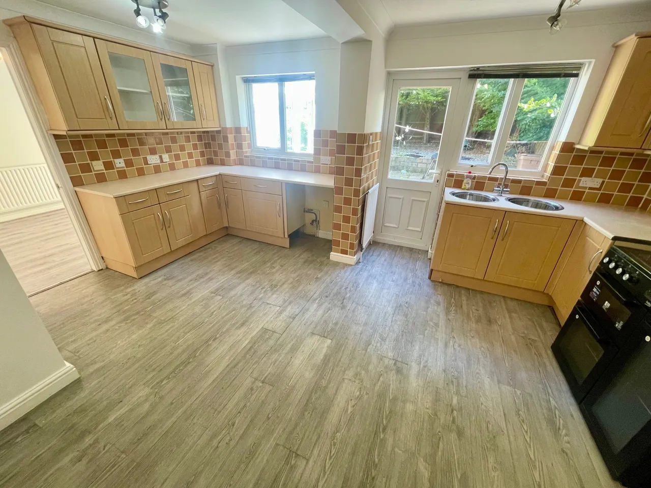 Lorimer Close, LU2, photo 10