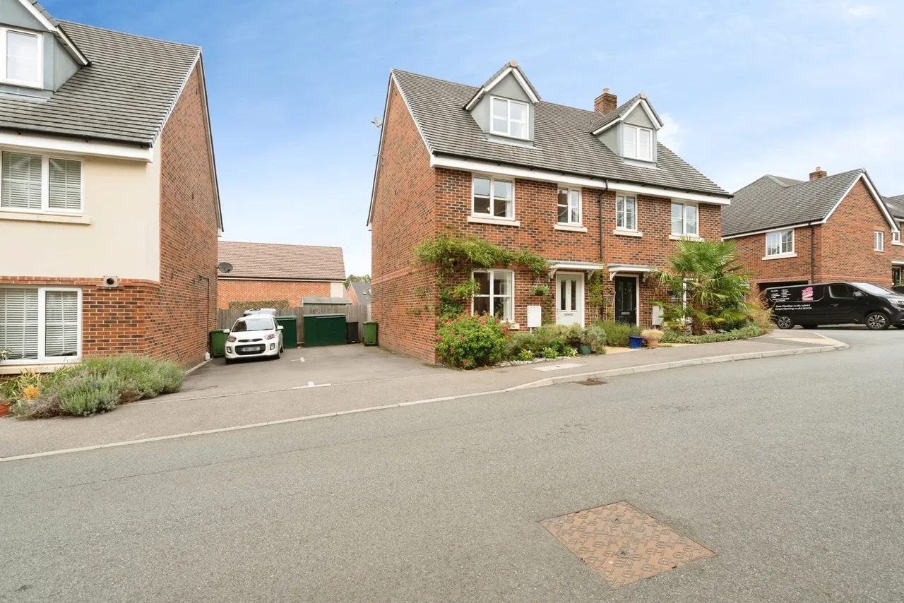 Brickwork Avenue, Liphook, GU30, photo 19