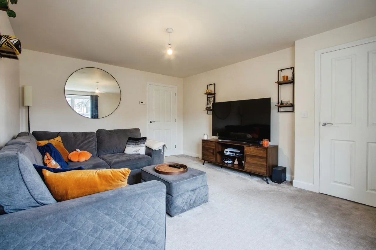 Windsor Road, Dewsbury, West Yorkshire, WF12, photo 7