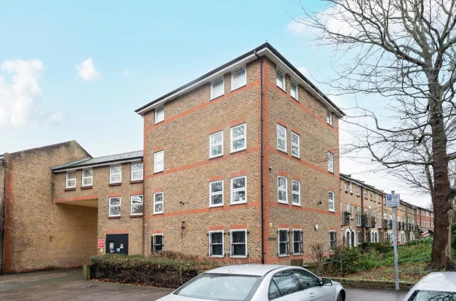 1 bed flat for sale, Elmgreen Close, Stratford, E15