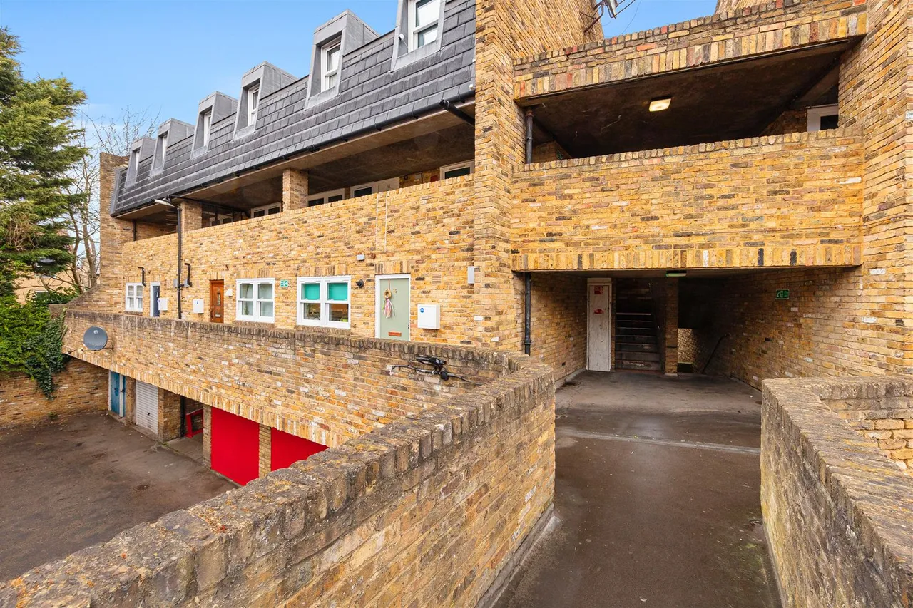 Friar Mews, London, photo 13