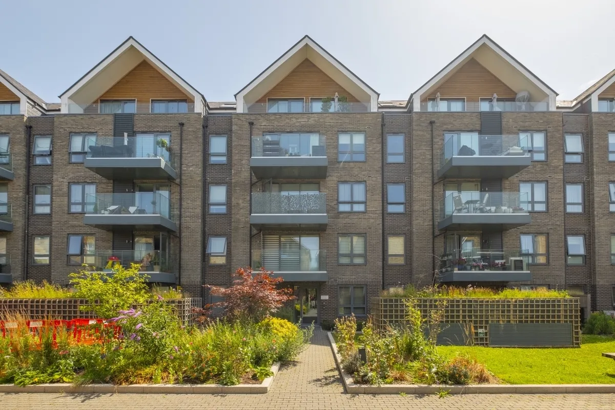 Antoinette Close, Kingston Upon Thames, KT1, photo 4