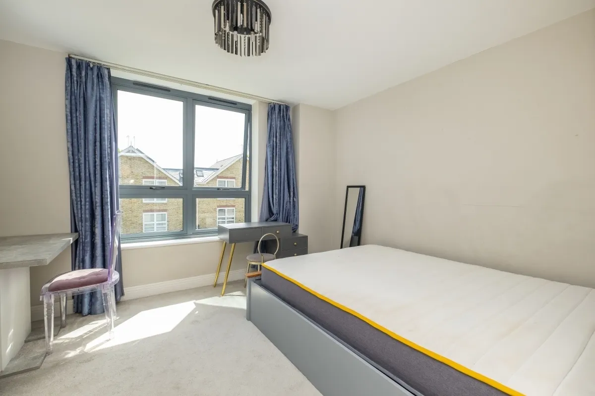 Antoinette Close, Kingston Upon Thames, KT1, photo 7