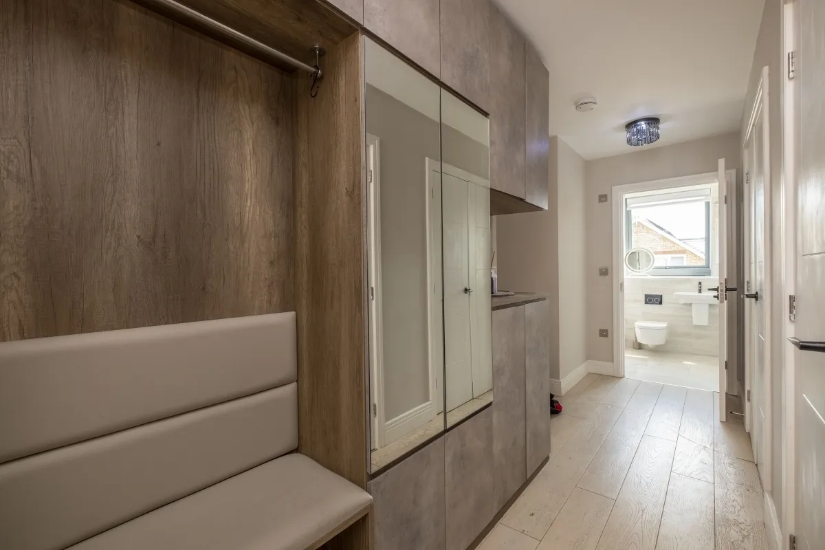 Antoinette Close, Kingston Upon Thames, KT1, photo 3