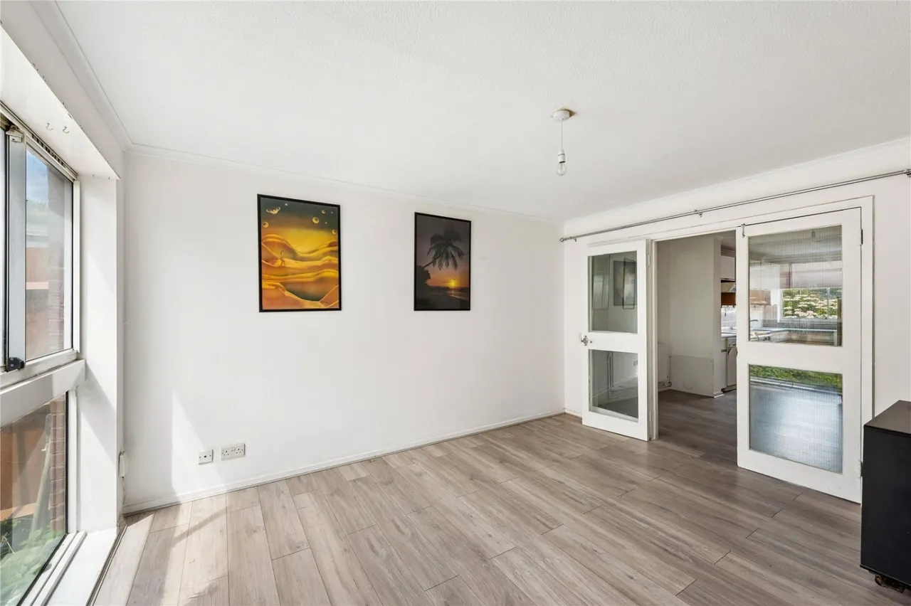 Lomond Close, London, N15, photo 15
