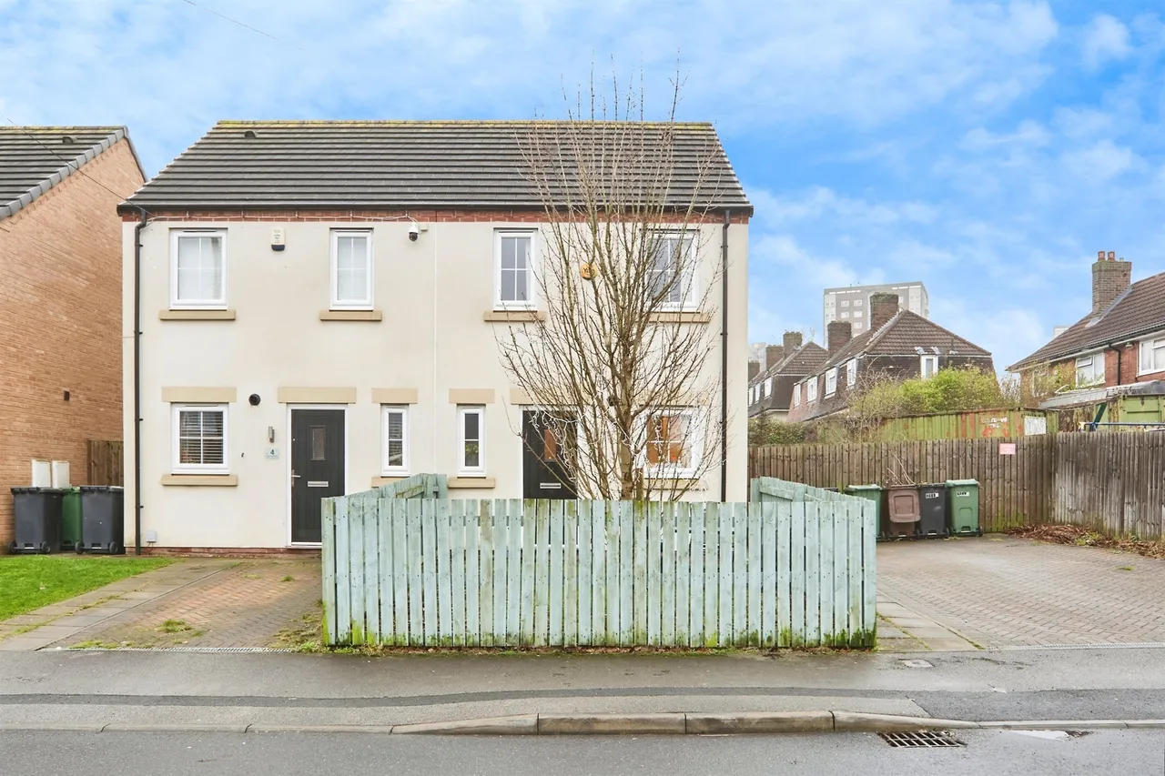 2 bed house for sale — Oak Tree Place, Leeds