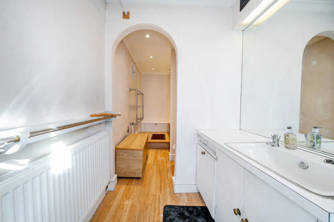Pellant Road, Fulham, SW6, photo 15