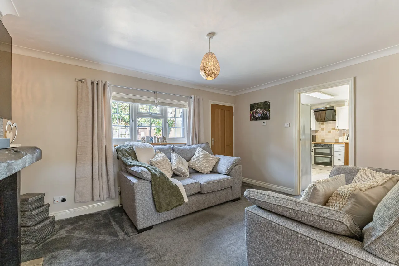 Tanhouse Lane, Alton, GU34, photo 10