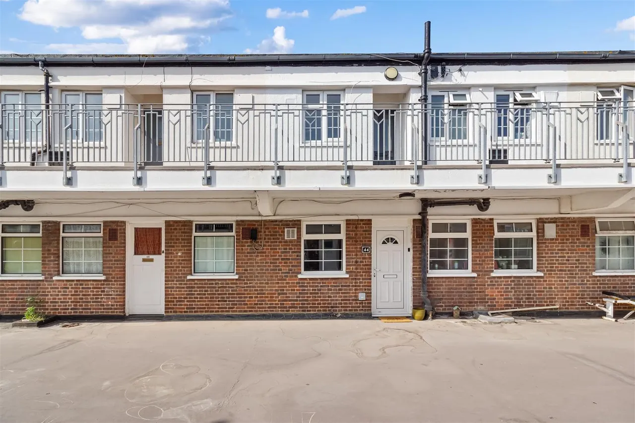 Stoke Abbott Court, Stoke Abbott Road, Worthing, photo 3