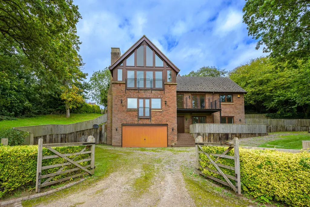 4 bed house for sale, Buntingsdale Road, Market Drayton