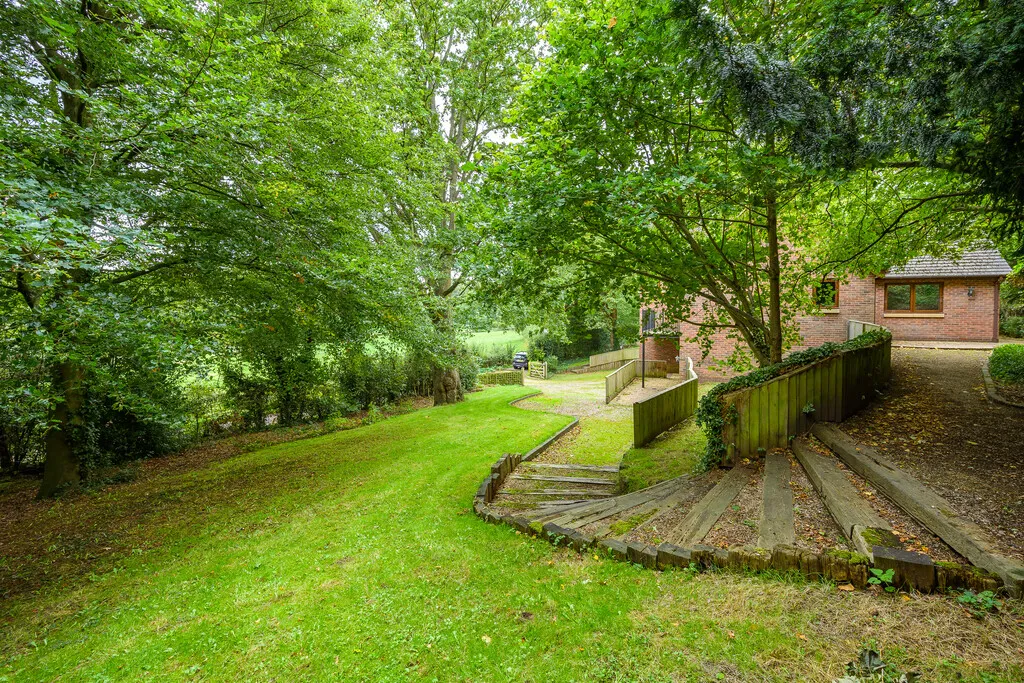 Buntingsdale Road, Market Drayton, photo 32