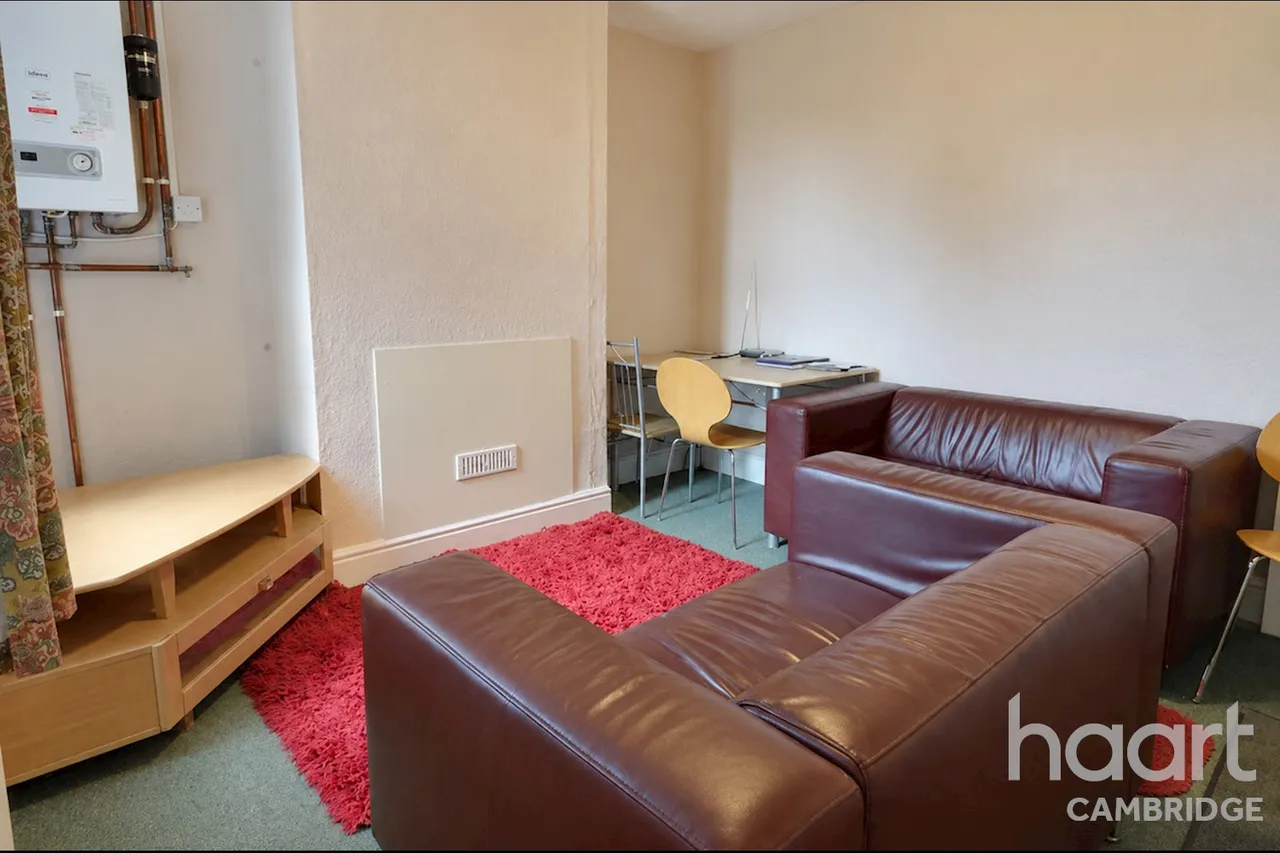 Argyle Street, CB1, photo 3
