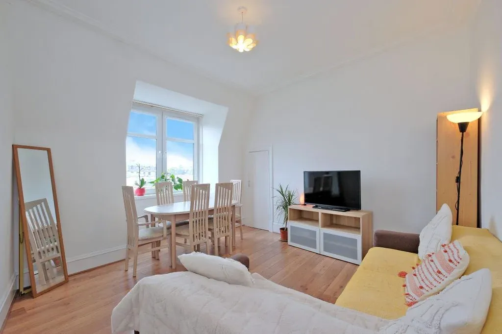 3 bed flat for sale, Leadside Road, Aberdeen, AB25