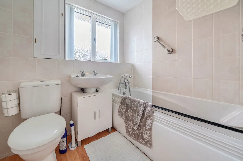 York Close, Towcester, NN12, photo 10