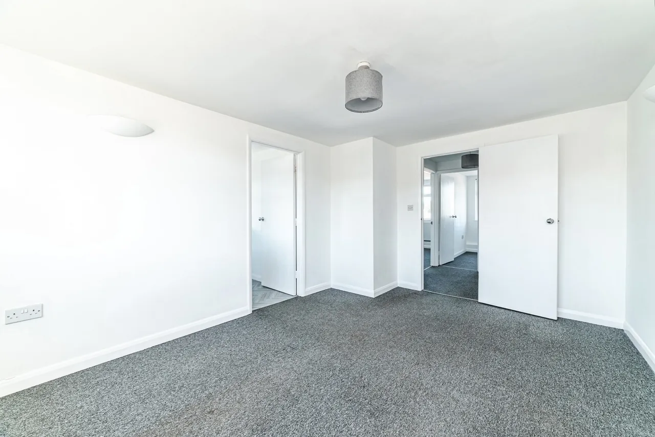 Mulfords Hill, Tadley, RG26, photo 3