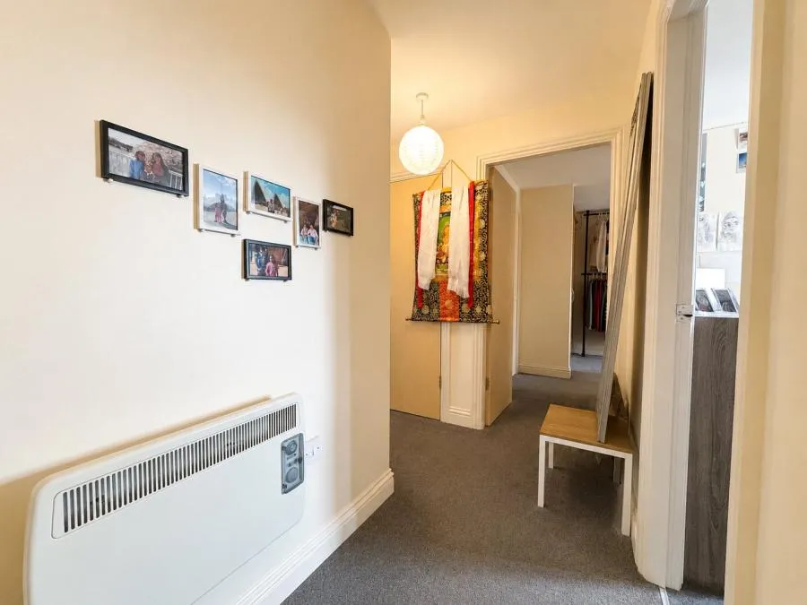Manor Gardens Close, Loughborough, LE11, photo 5