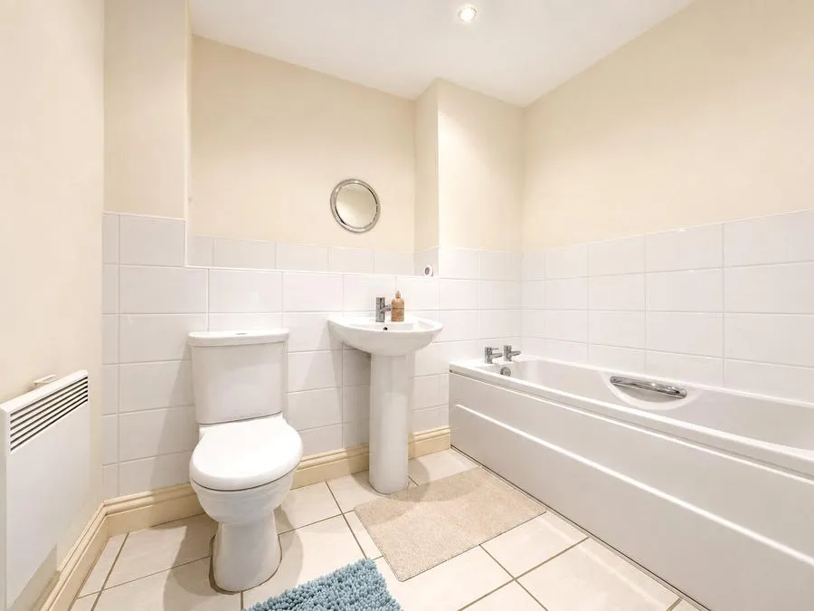 Manor Gardens Close, Loughborough, LE11, photo 13