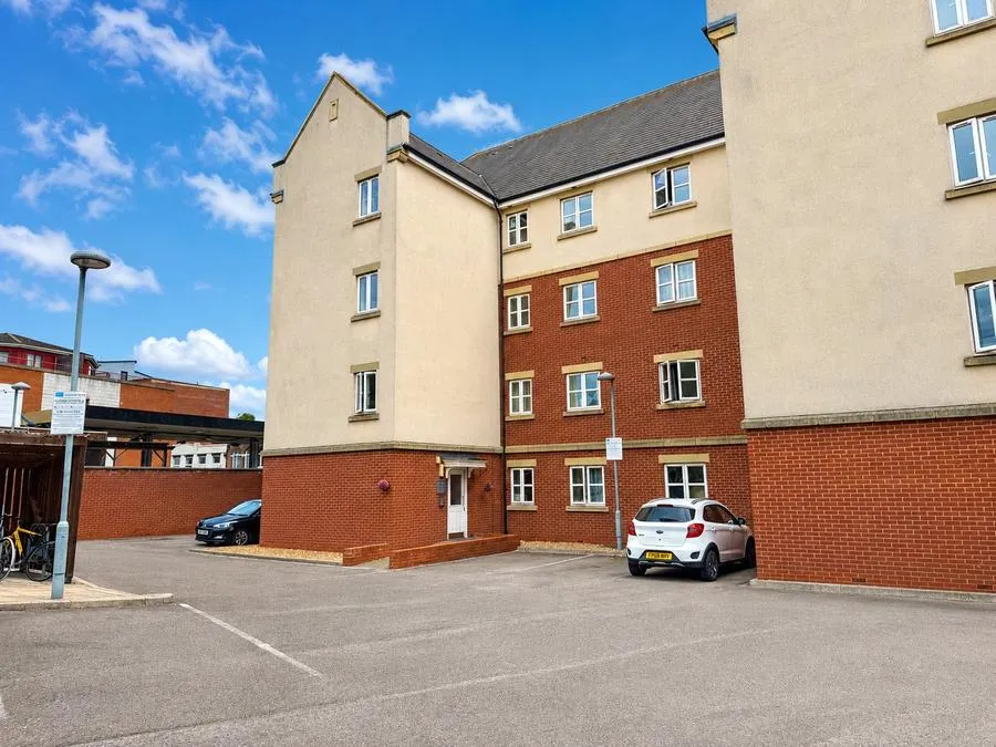 Manor Gardens Close, Loughborough, LE11, photo 15