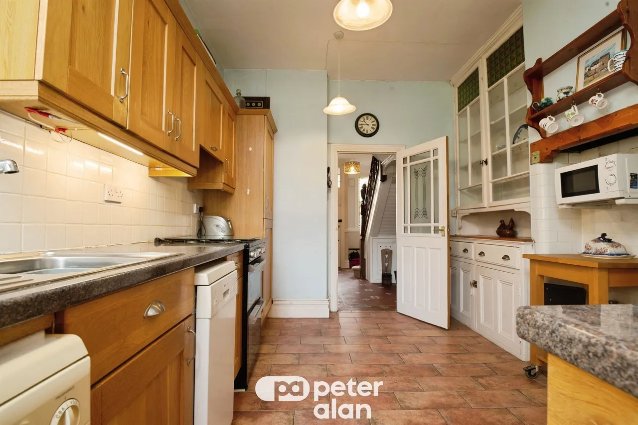 Pen-Y-Lan Terrace, Cardiff, CF23, photo 5