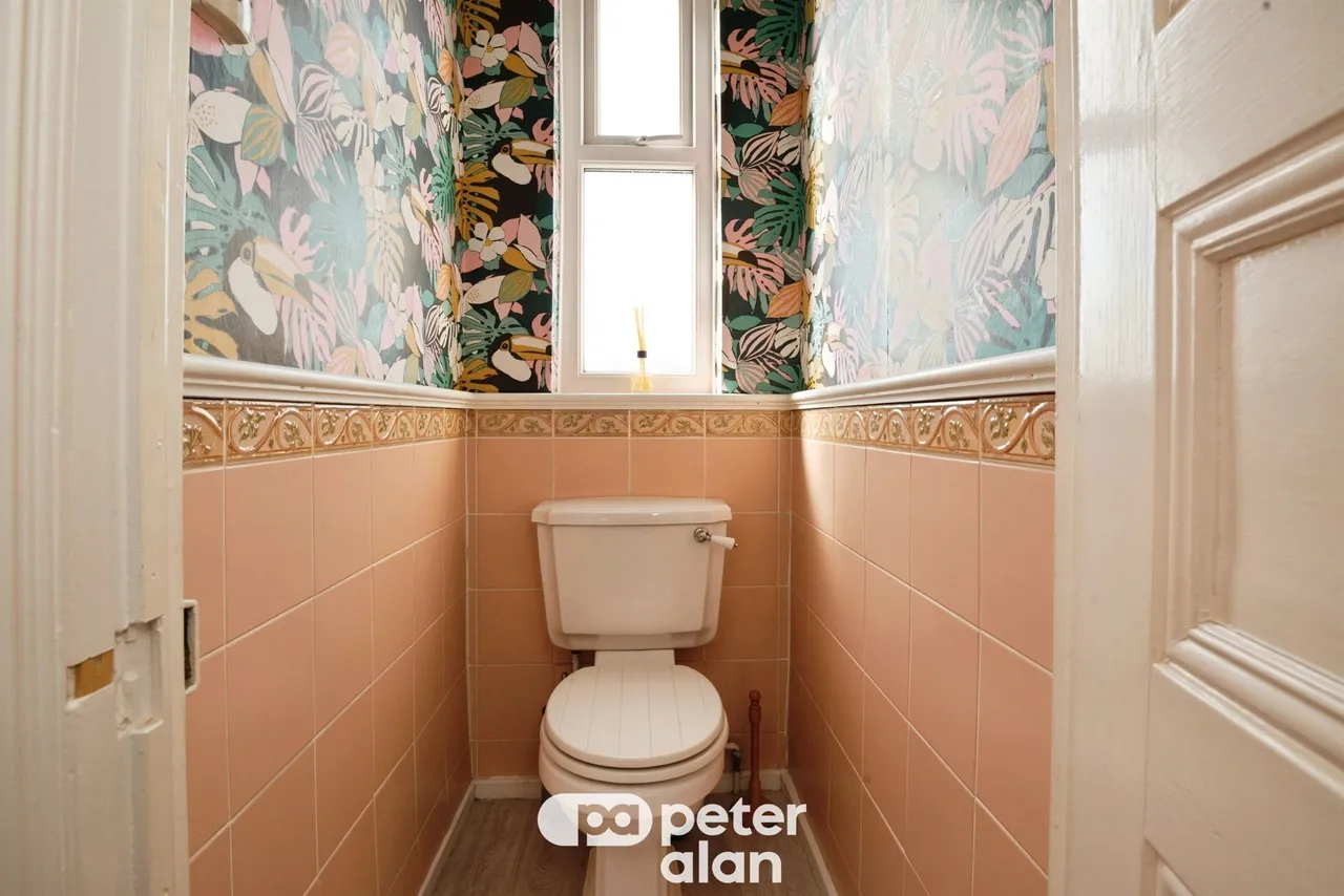 Pen-Y-Lan Terrace, Cardiff, CF23, photo 12