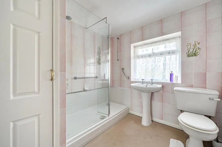 Malone Road, Woodley, RG5, photo 9