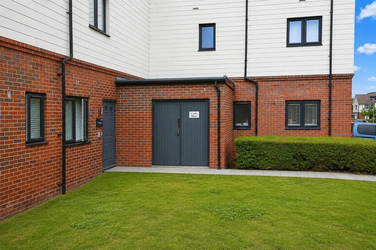 Claypit Copse, Bursledon, SO31, photo 13