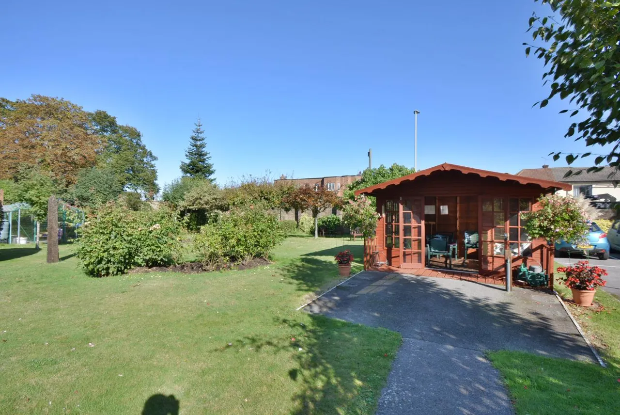 Lindsay Road, BH13, photo 11