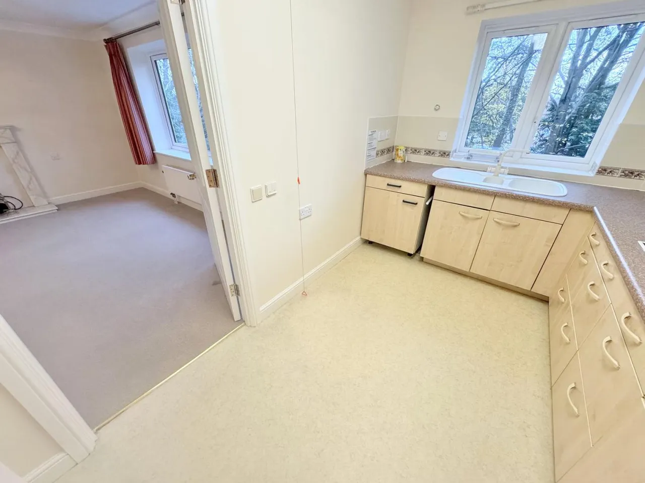 Lindsay Road, BH13, photo 5