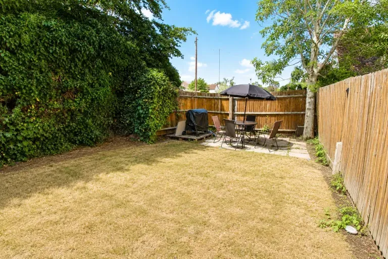 Astral Close, Lower Stondon, SG16, photo 11