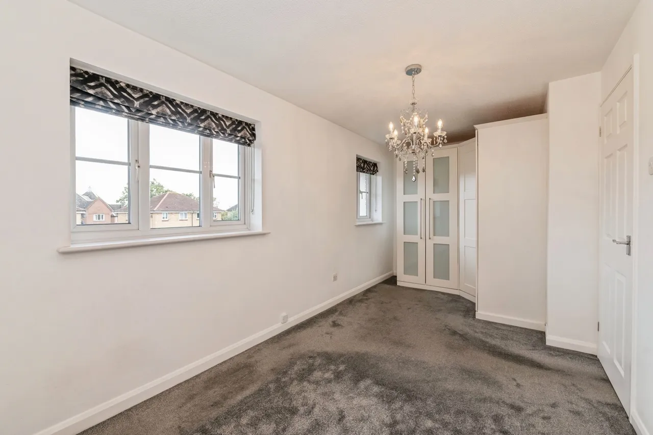 Highgrove Mews, Grays, Essex, RM17, photo 13